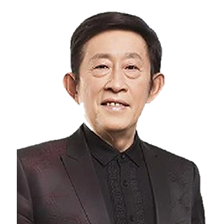 王立群